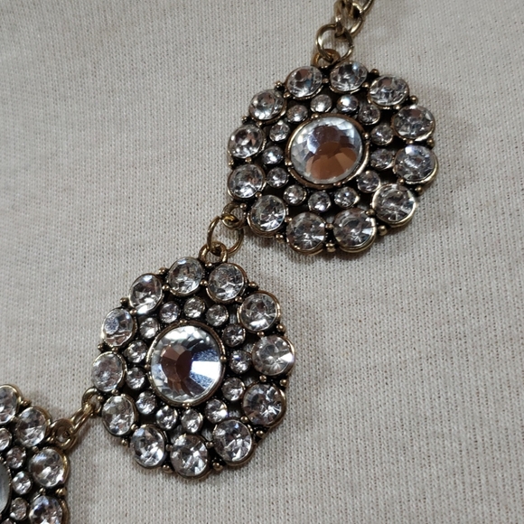 [5/$25] Floral Rhinestone Necklace - Picture 2 of 8